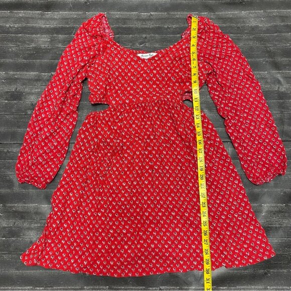 AMERICAN EAGLE RED FLORAL CUT OUT LONG SLEEVE DRESS - Picture 7 of 7